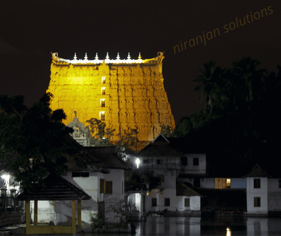 important temples in kerala-Sri Padmanabhaswamy Temple is one of the most ancient Temple in India.